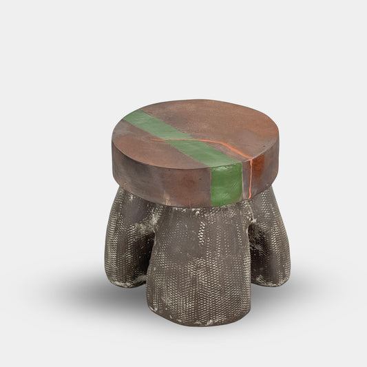 Table d'appoint en céramique Mrs Beastie d'Allyn Davis